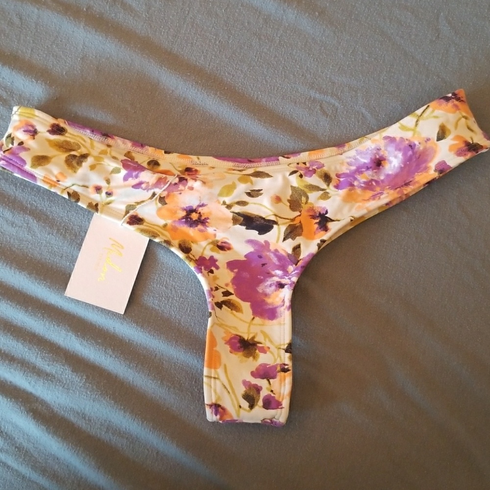 Midori Bikini whale tale